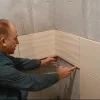 Укладка плитки в ванной: пошаговая технология с иллюстрациями